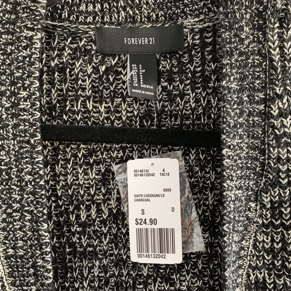 Forever 21 Cardigan Sweater - Picture 5 of 5